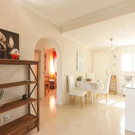 Excelente 2-Bed Apartment In Denia Near The Beach Apartment