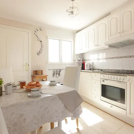 Excelente 2-Bed Apartment In Denia Near The Beach Apartment Denia